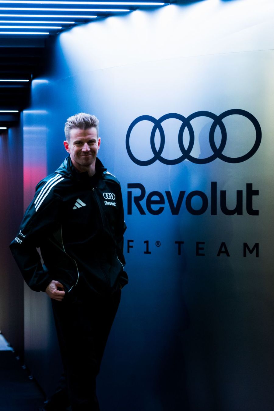 Essais de pré-saison 2026, Bahreïn : Jour 2 · Hülkenberg, premiers tours en Audi