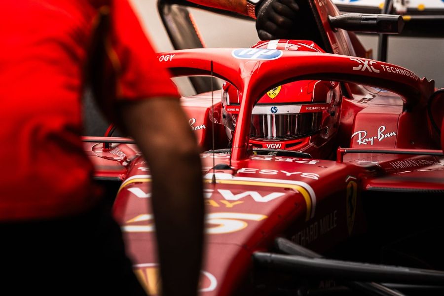 Grand Prix d'Azerbaïdjan 2024, Bakou : Samedi · EL3 · Leclerc dans le garage