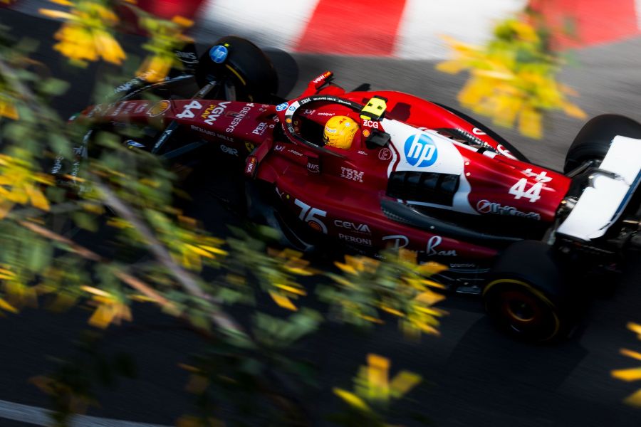 Grand Prix de Monaco 2025 : Samedi · Qualifications · Hamilton derrière le feuillage, vu d’en haut
