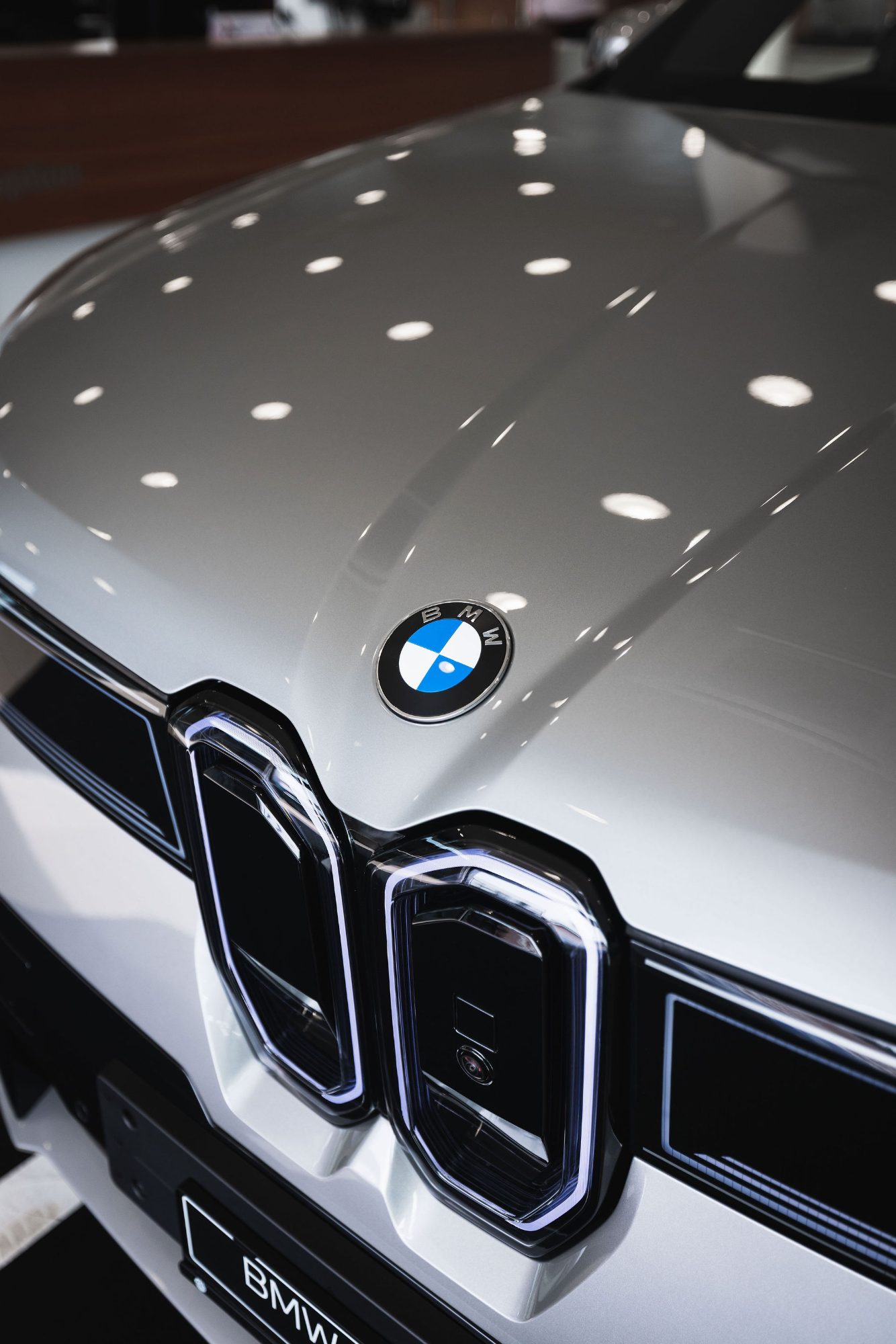 BMW iX3, Emil Frey : La calandre illuminée