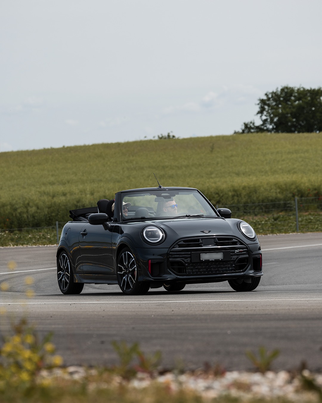 Emil Frey au circuit TCS de Cossonay : Une Mini Cabriolet en piste